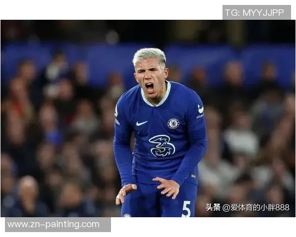 切尔西与热刺激战正酣双方争夺英超积分榜关键位置